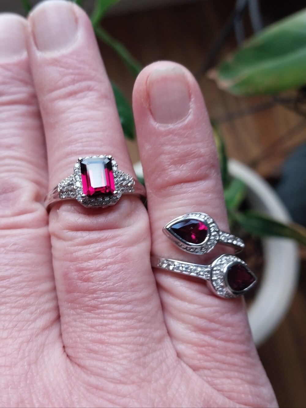 Rhodolite Garnet and Zircon Ring - Picture 7 of 7